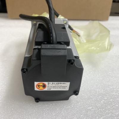 Panasonic MHMD042G1S AC SERVO MOTOR KEY & TAP SHAFT 200HZ 0.4KW NEW