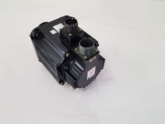 Yaskawa SGMG-09A2A AC SERVO MOTOR 200V 7.1A 850W 1500RPM NEW