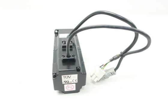 Yaskawa SGMAH-02AAAH76B AC SERVO MOTOR 200W 200V 2.1A 3000RPM NEW