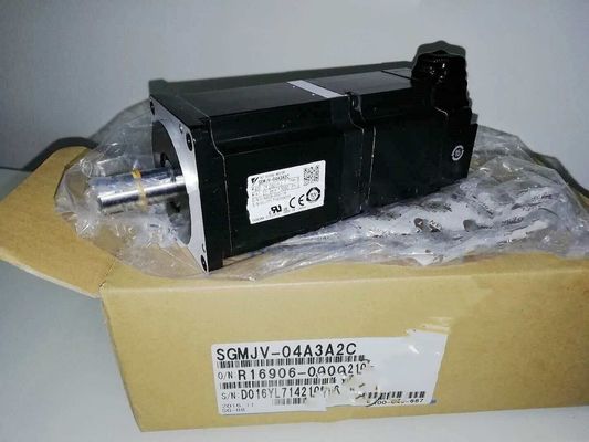 Yaskawa SGMJV-04A3A2C AC SERVO MOTOR 2.7A 400W 3000RPM 200V NEW