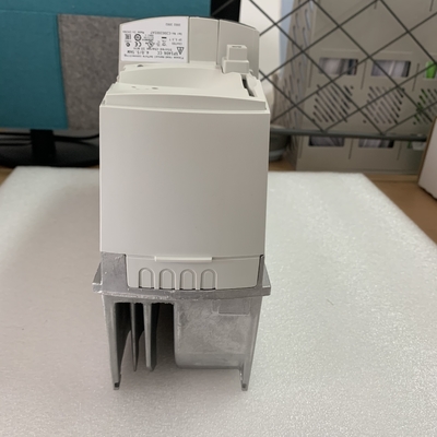 TAMANHO de QUADRO 1 50/60HZ da MOVIMENTAÇÃO do INVERSOR de NIDEC SP1406 11A 5.5KW NOVO