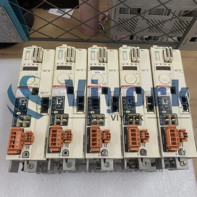 Schneider LXM32MD30N4 MOTION SERVO DRIVE LEXIUM 32 3PHASE 208-408VAC 3KW utilizado
